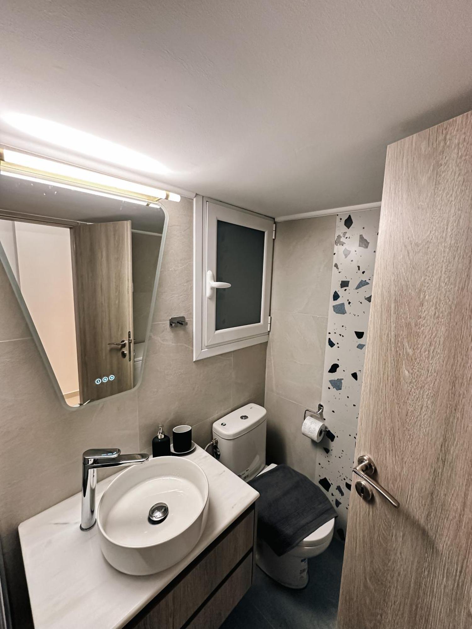 Apartamento Acropolis Aria Apartment-steps To Metro & Tram