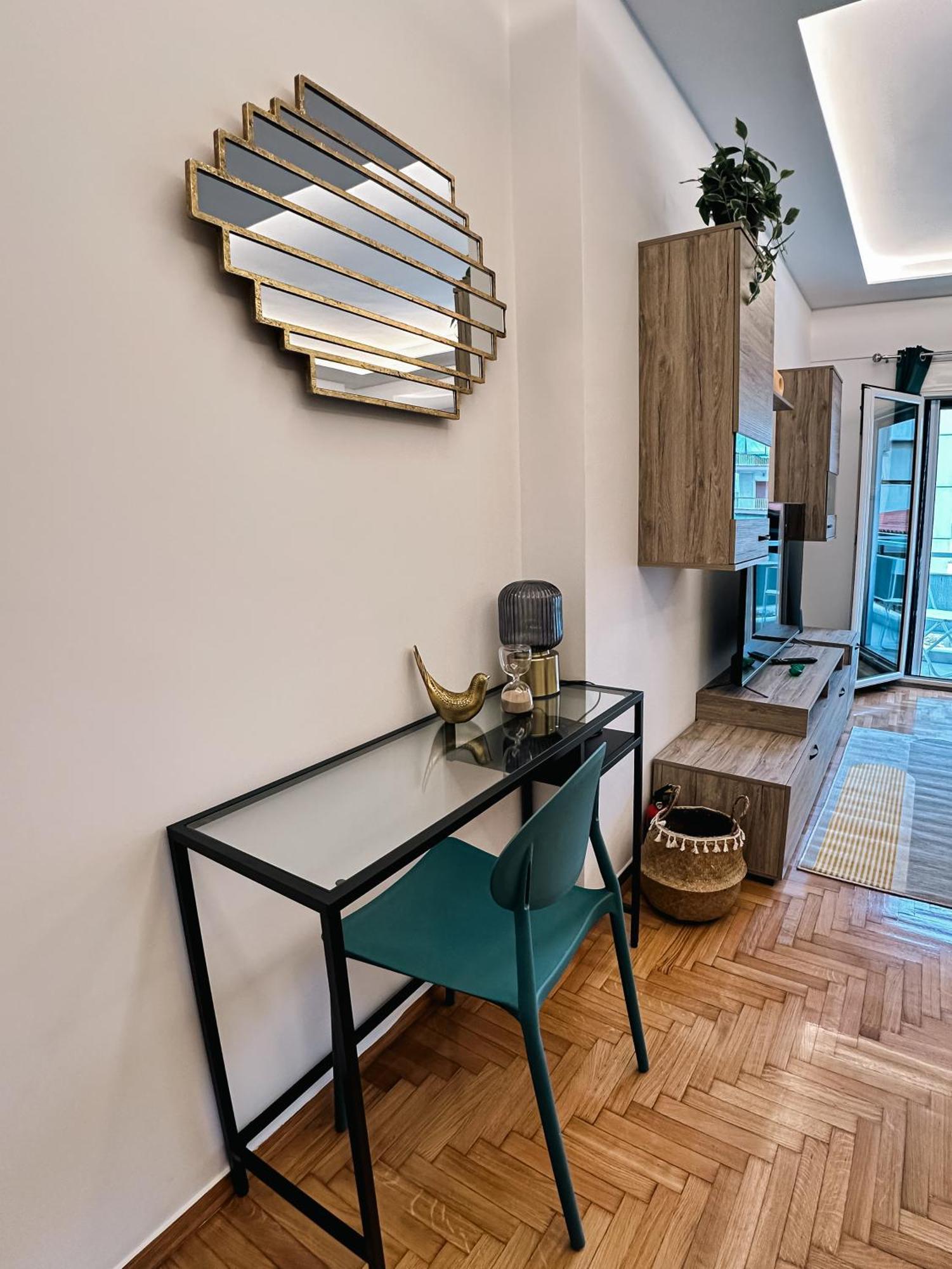 Acropolis Aria Apartment-steps To Metro & Tram